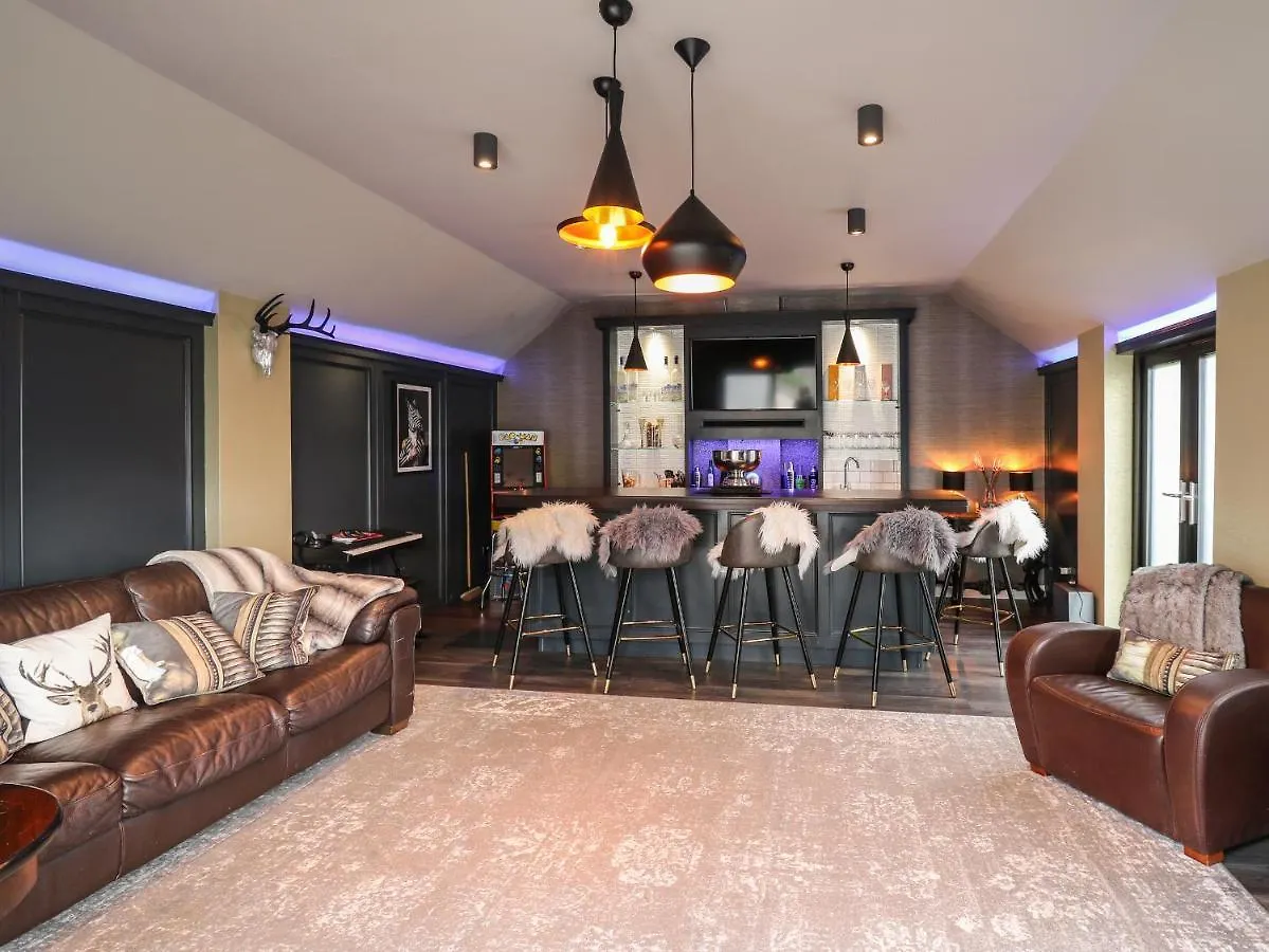 Glamorgan House Cardiff Holiday home
